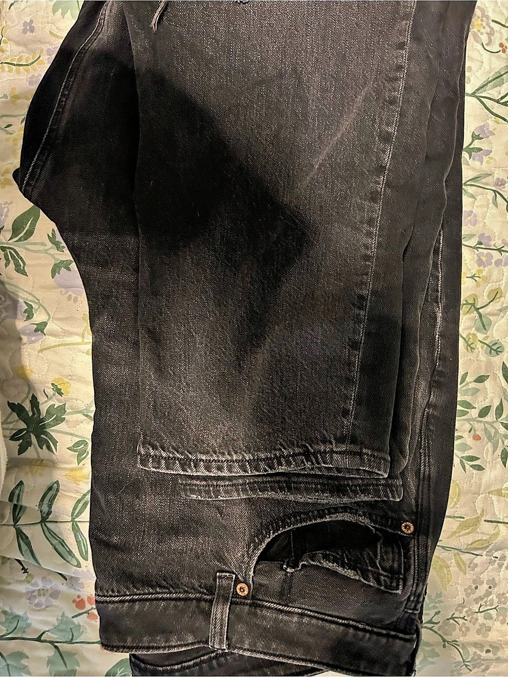 American Eagle Women's Black Distressed Skinny Jeans Waist 20 - Picture 4 of 4